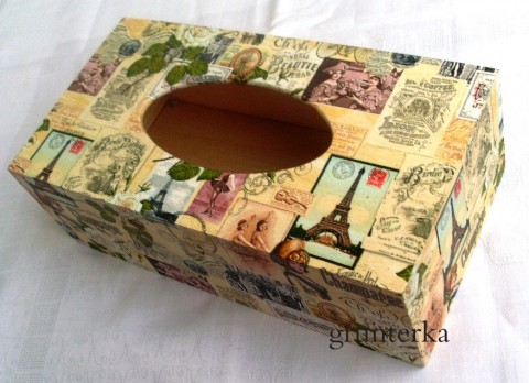 krabička na kapesníky-francie decoupage vintage grunterka věž paříž eiffelovka stojan dopis 