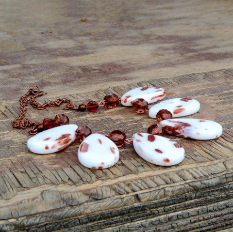 Náhrdelník - třpytivé slzy náhrdelník podzim elegantní bílá třpyt ohňovky společenský krátký skleněné efektní třpytivý zemitý zajímavý slzy boho 