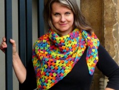 Háčkovaný šátek - multicolor