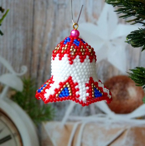 Vánoční ozdoba -  červený zvoneček červená originální korálky modrá vánoce zlatá bílá háčkovaný zvoneček zvonek ozdoba veselá handmade vánoční dekorace přízdoba trvanlivý neokoukaná 