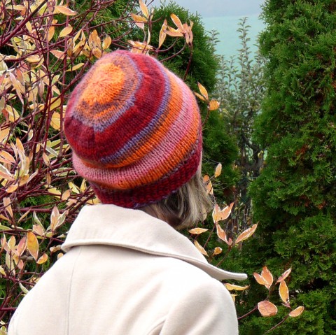 Pletená čepice - podzim do růžova růžová čepice jarní certifikát barevná pletená veselá podzimní originál pestrobarevná handmade spadané listí 