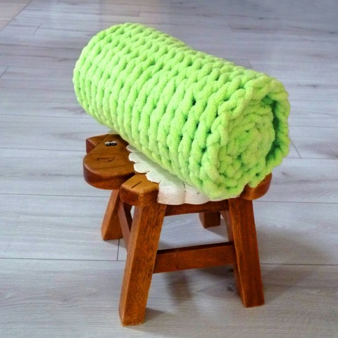 Deka pro miminko - zelené jablko dárek zelená deka miminko dečka pletená handmade stylová objemná heboučká zelené jablko žinylková neokoukaná 