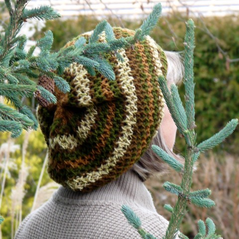Pletený baret v přírodních barvách zelená jarní pletený přírodní hnědá baret khaki podzimní originál handmade stylový lehoučký 