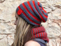 Pletená čepice - červené pruhy