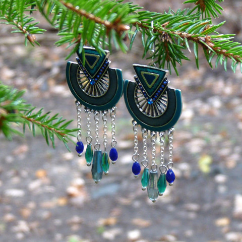 Náušnice - lesní studánka dárek náušnice modré dlouhé nápadné velké odlesky pohádkové pozornost studánka řetízkové broušené korálky potůček potůčky 