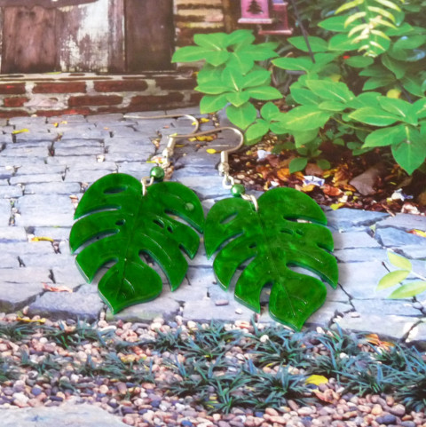 Náušnice - monstera originální náušnice list listy dívčí zelené zahrada extravagantní nápadné velké nepřehlédnutelné monstera pokojovky 