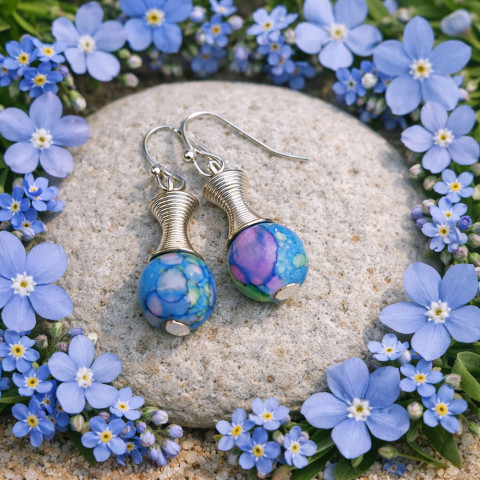 Náušnice - veselé léto (modré) dárek náušnice kuličky letní květiny veselé zahrada léto modré drobnost originál chrpy drobné handmade lehoučké nebeské poměnky rozpustilé skvrnité 