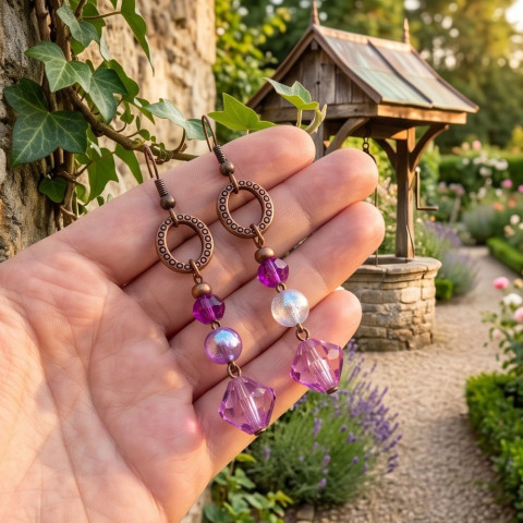 Náušnice - růžový vodopád náušnice fialová růžová květiny vintage zahrada romantické dlouhé originál starobylé odlesky delší měděné duhové handmade broušené korálky neposedné 