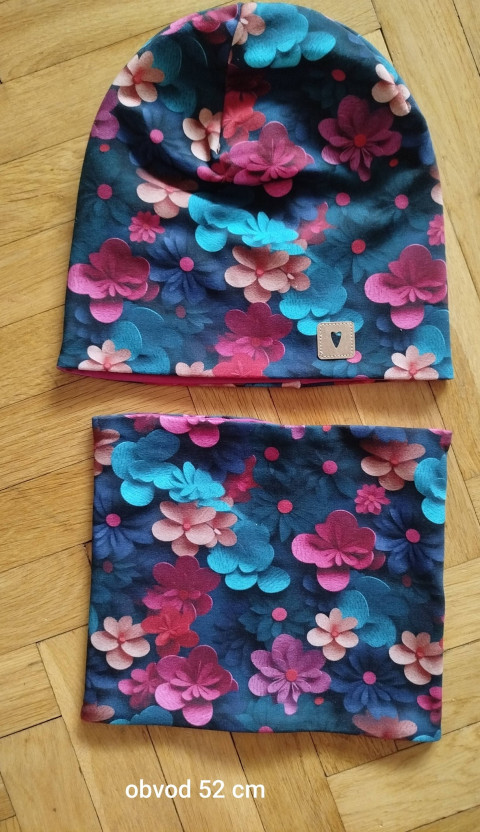 Setík pro holčičku čepice nákrčník 