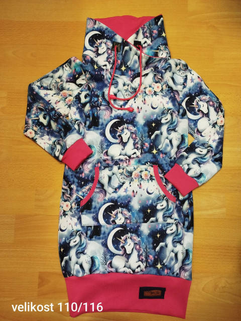 Mikinošaty s jednorožci šaty jednorožci mikinošaty 