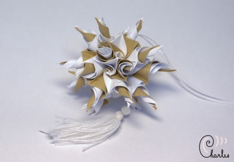 Bodlinka kostlivá origami kusudama curler 