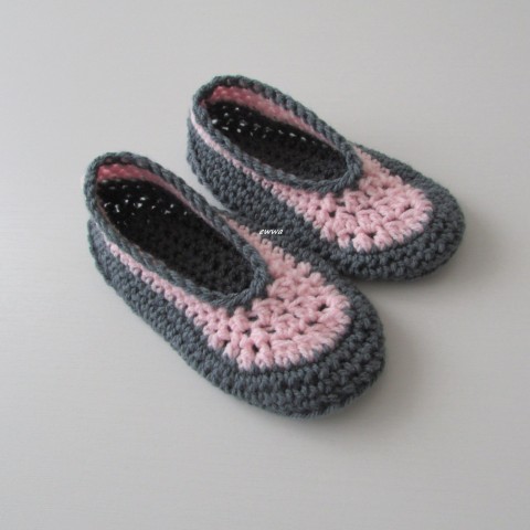 Bačkory, ťapky růžová šedá dětské háčkované pohodlné dámské boty domácí handmade bačkory ťapky baleriny domácí obuv teens nazouváky 