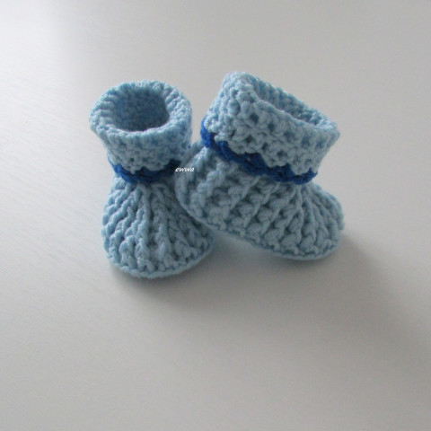Háčkované botičky (9 cm) děti zima modrá podzim klučičí akryl hřejivé kluk světlemodrá pružné botičky teplé capáčky mimi antipilling 