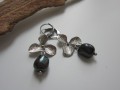 náušnice Kyti - říční perly a kov