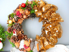 Věneček ve starobylém stylu.