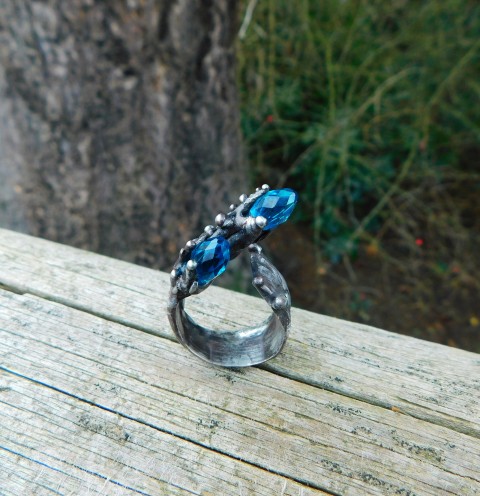 Sirael... (sklo) prsten šperky originální moře prsten modrá cín sklo fantazie extravagantní tyrkysová stříbrná autorský originál noc ticho světlemodrá energie harmonie brioletka neopakovatelný autorský prsten sirael 