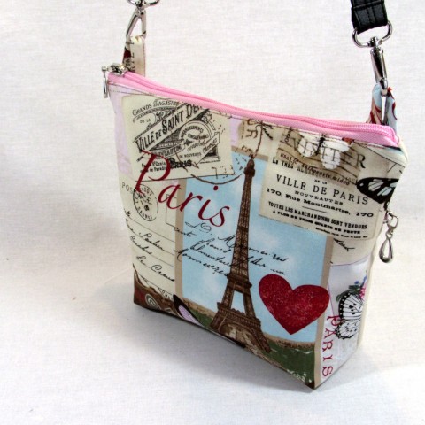 kabelka mini romantická paříž kabelka červená srdce taška růžová bílá černá léto černobílá romantická paříž dopis výlet eifelova věž pewtrá 