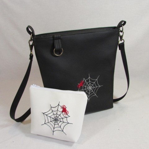 kabelka pavučinka kabelka dárek taška bílá černá taštička pavouček pavučina štěstí malá kabelka 