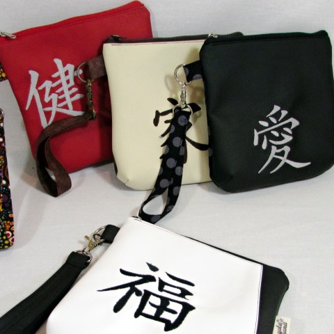 kabelka-čínský motiv kabelka dárek taška bílá láska černá taštička pavouček rodina pavučina zdraví štěstí malá kabelka čínský motiv 
