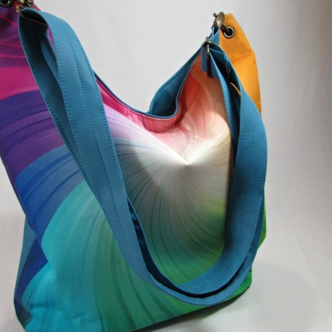 Duhová kabelka originální dárek doplněk taška elegantní duha prostorná duhová koženková 