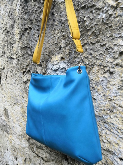 Kabelka modrá kabelka originální dárek taška modrá letní léto koženková crossbody 