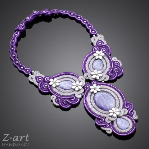 Sutaškový náhrdelník Vilayna náhrdelník šitý luxusní luxus beadweaving sutaška královský sutaškový sutašky soutache 