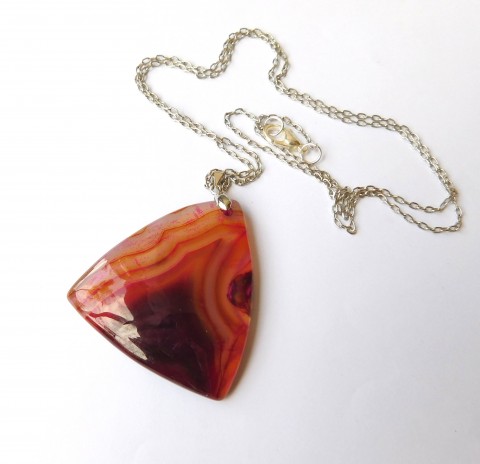 Přívěsek - achát - oranžový náhrdelník přívěsek achát acháty přírodní přívěšek křišťál minerál přívěsky krystaly křišťály 