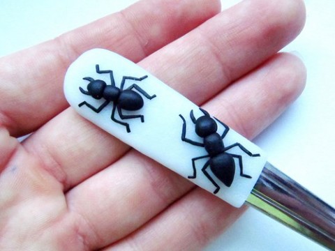 Mravenci v kredenci hmyz dárek dětské dětská fimo lžíce dezertní lžička mravenec maravenci 