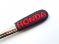 Lžička s nápisem honda