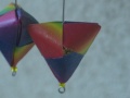 Origami duhové pyramidky - náušnice