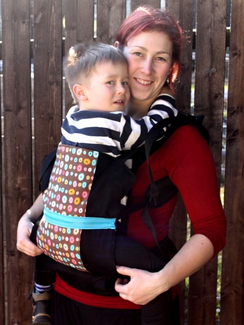 KNOFLÍKY nošení dětí nosítko ergonomické nosítko na dítě ergonomické nosítko na dítě 