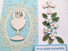 Motýlci tančí na šatičkách ze lnu