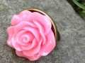 Prsten s růžovou růžičkou