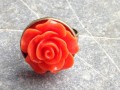 Prsten s oranžovou růžičkou