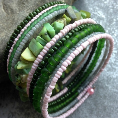 Zelený se serpentinitem náramek zelená růžová serpentinit 