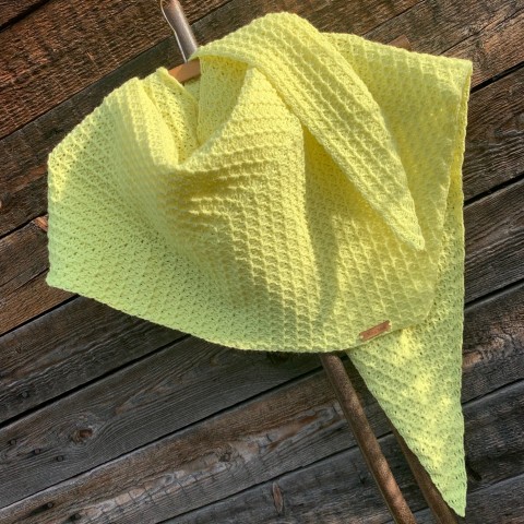 Žluté zachumlání - háčkovaný pléd háčkování žlutá šátek pléd 