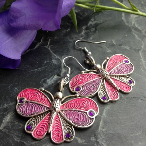 Růžoví motýlci - náušnice náušnice fialová růžová motýl motýlek patina starostříbro 