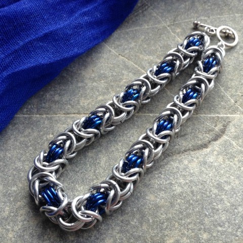 Byzantine silver & blue kroužkování chainmaille byzantine 