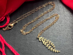 Červený náramek s andělkou-S. Steel