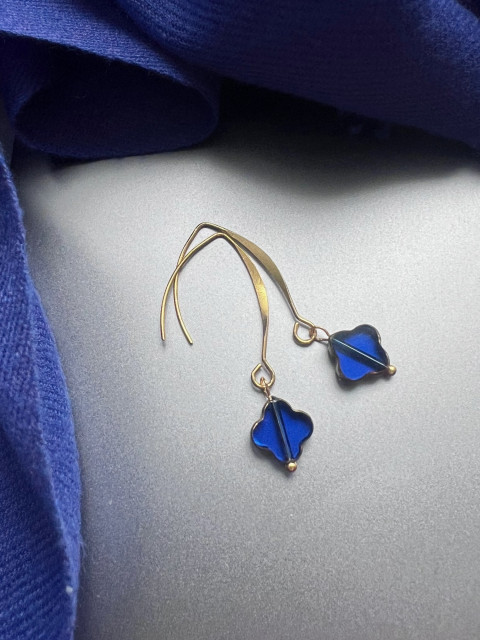 ČTYŘLÍSTKOVÉ NÁUŠNICE - S.STEEL sklo nerez ocel rubínová čtyřlístek pozlacená 