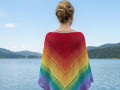 Duhové zachumlání - háčkovaný pléd