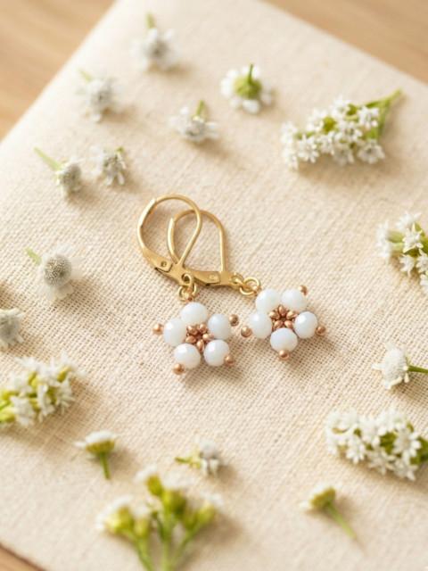 Bílé květinkové náušnice - S. Steel korálky šití nerez ocel květinky steel 