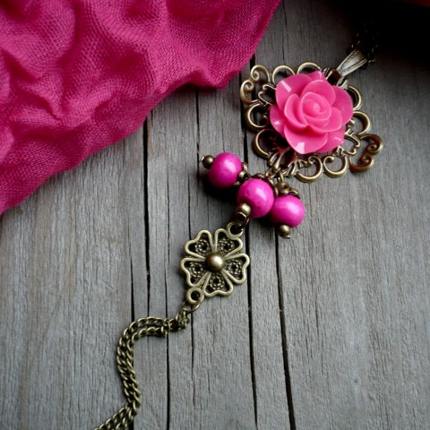Pivoňky - náhrdelník náhrdelník korálky růžová vintage fuchsiová růžička mosaz 