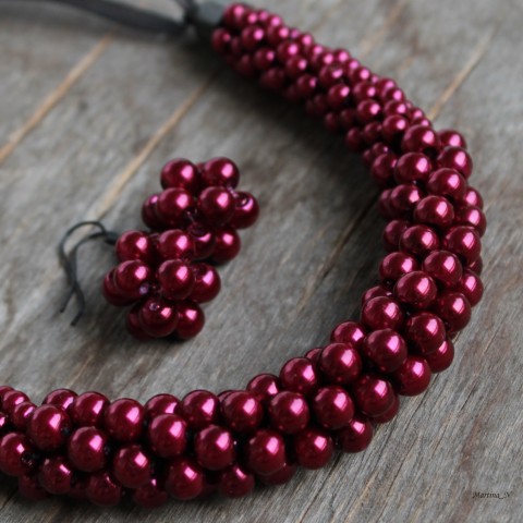 Vášeň...náhrdelník a náušnice červená náhrdelník náušnice háčkovaný černá perličky vášeň 