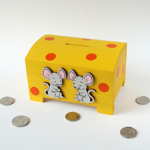 Pokladnička s myškami dárek myš myška sýr dětské dětská pokladnička kasička malovaná myši sýrová myšky s myškou na penízky se sýrem s myškami s myší 