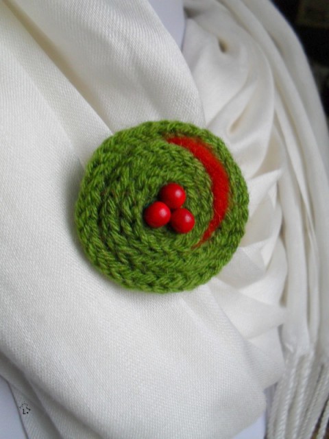 Dutinková brož - zelená brož textil pletená dutinka placka rouno pletenina 