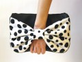 ENVELOPE - Black Dots (black)