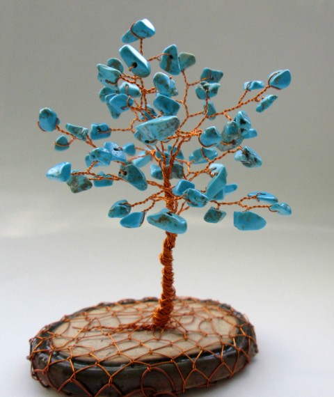 Stromeček z tyrkysu tyrkys minerály stromeček drátky a korálky 