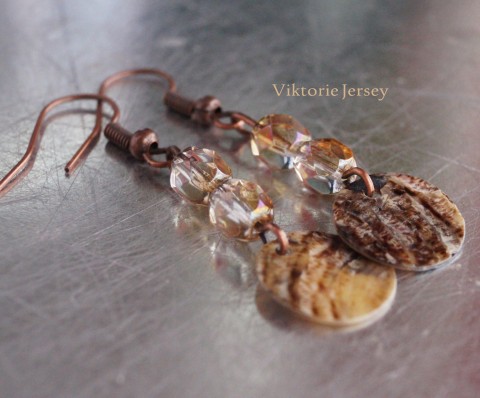 Desiree náušnice bižuterie perleťové náušnice viktorie jersey hnědé náušnice měděné náušnice 
