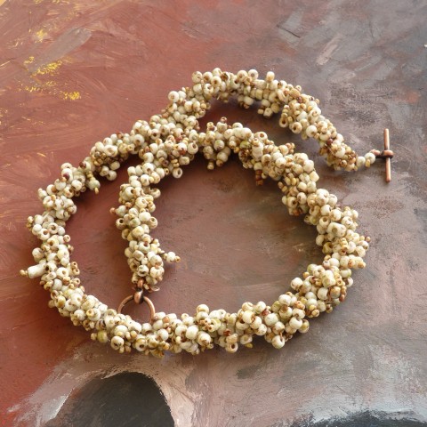 Na poušti náhrdelník kámen korálky přírodní šitý rokajl univerzální poušť písek masivní natural drobný 